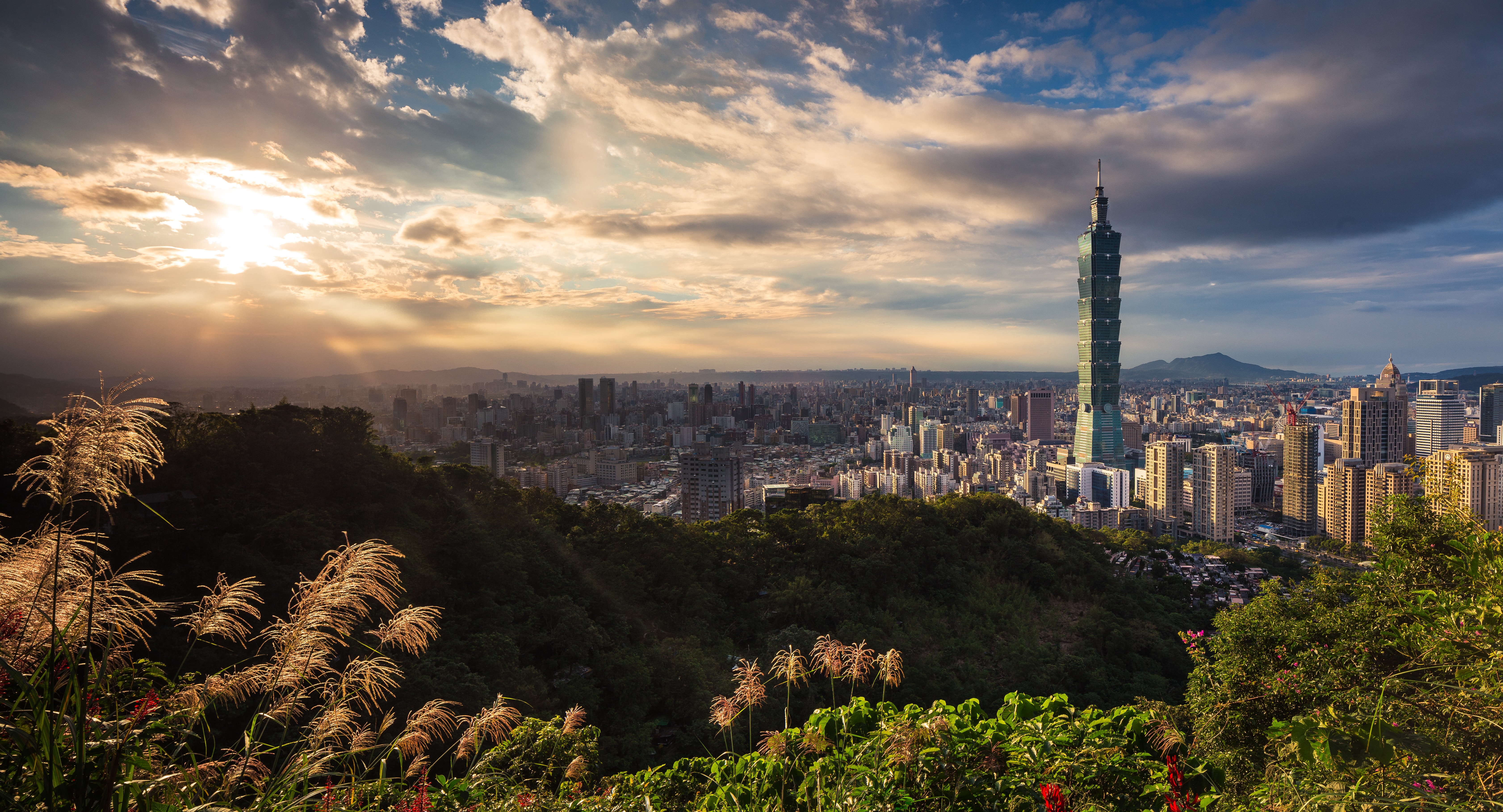 Taipei city skyline Taiwan